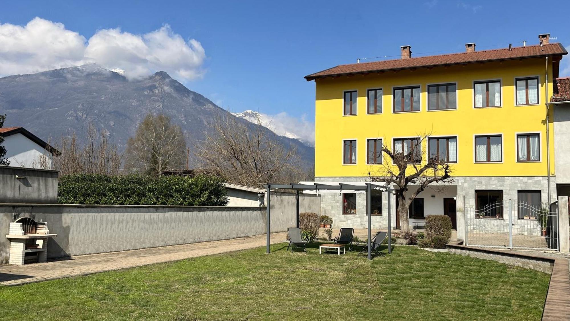 A Due Passi Dal Lago Montalto Dora Exterior photo